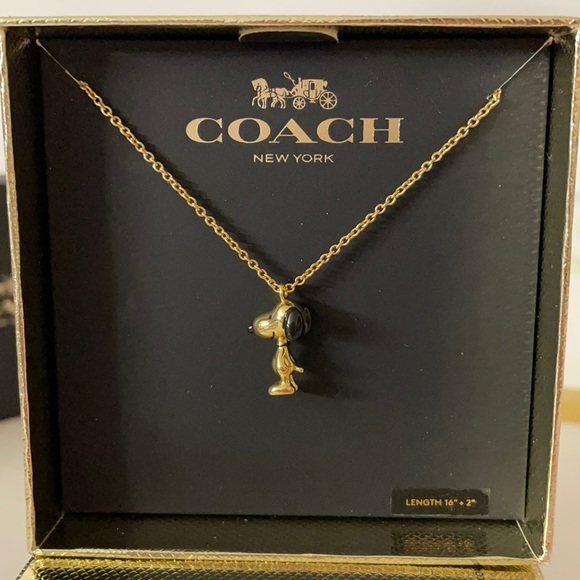 Coach 624 Peanuts Snoopy Pendant 